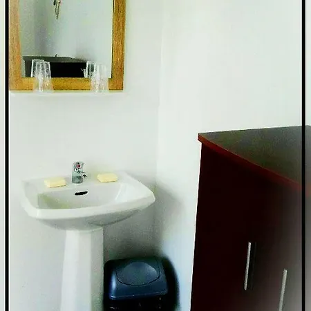 Les Aux Portes De L'authie Bed & Breakfast